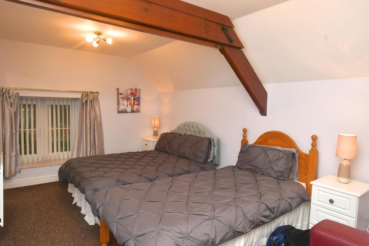 The Old Board School Guest House St Clears Eksteriør bilde
